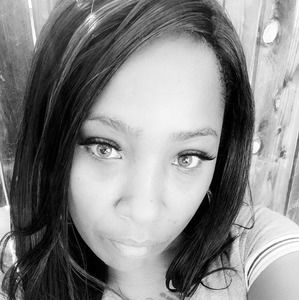 Meet your Posher, Nikki